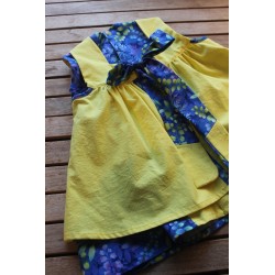 Colonial Dress with coordinating apron Size 4-6