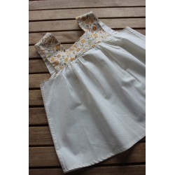 Colonial Dress with coordinating apron Size 2-4