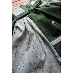 Colonial Dress with coordinating apron Size 2-4