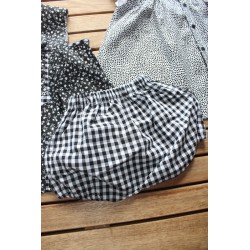 Colonial Dress with coordinating apron Size 2-4  3 pieces