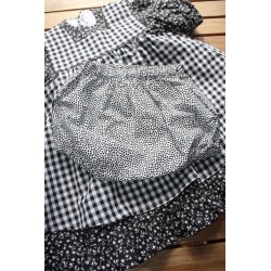 Colonial Dress with coordinating apron Size 2-4  3 pieces