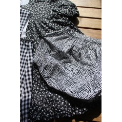 Colonial Dress with coordinating apron Size 2-4  3 pieces