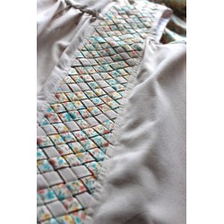 Colonial Dress with coordinating apron Size 2-4