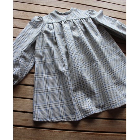 Ruffle dress size 3-5