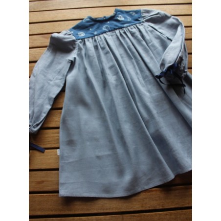 Ruffle dress size 3-5