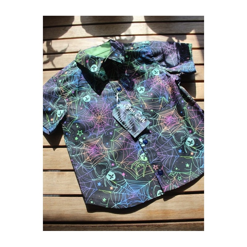 Baby Boys' classic cut short sleeve shirt.  Size 3