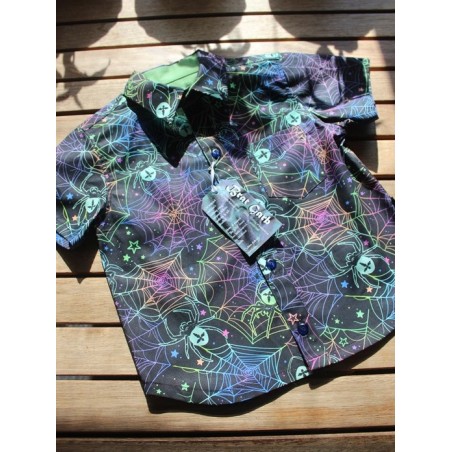 Baby Boys' classic cut short sleeve shirt.  Size 3