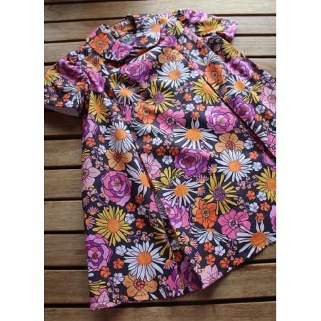 1968 Inverted Pleat Dress with Peter Pan collar. Size 3