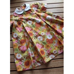 1968 Inverted Pleat Dress with Peter Pan collar. Size 3