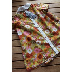 1968 Inverted Pleat Dress with Peter Pan collar. Size 3