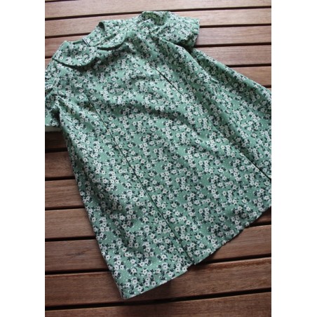 1968 Inverted Pleat Dress with Peter Pan collar. Size 3