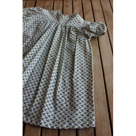 Ruffle dress size 4-5